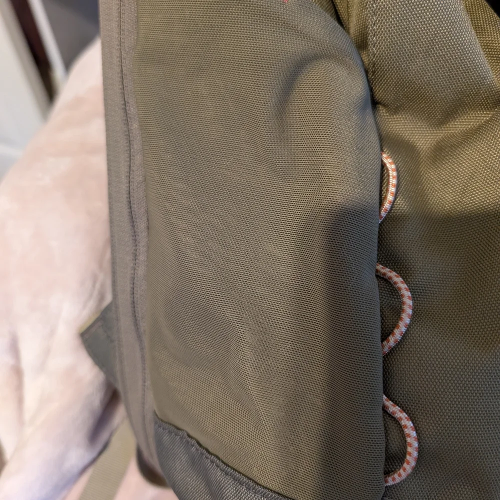 Tropicfeel Nook Backpack - Picture 4 of 6